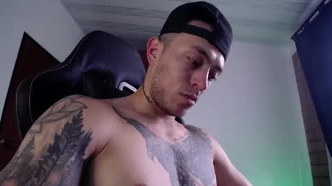 JKing  online show from May 7, 6:13 pm