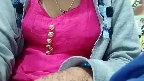 Snapshot of jasspreettt chatting on December 15, 2:19 am jasspreettt online show from December 15, 2:19 am