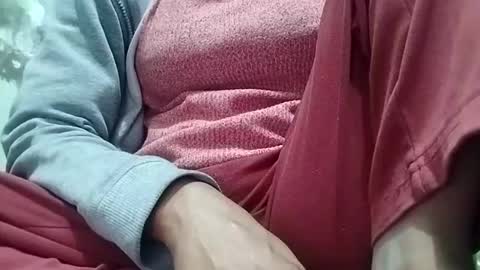 Snapshot of jasspreettt chatting on March 5, 1:39 pm jasspreettt online show from March 5, 1:39 pm