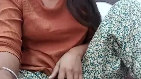 jasspreettt online show from June 18, 3:40 am