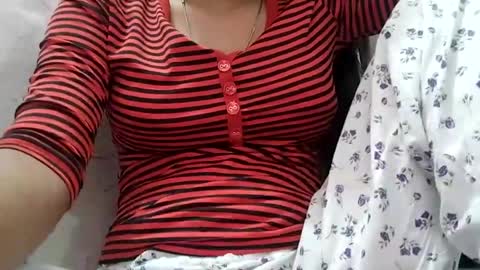 jasspreettt online show from June 20, 1:52 am