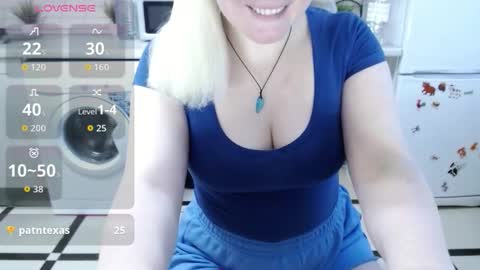 jassyjassypaw online show from March 8, 4:49 am