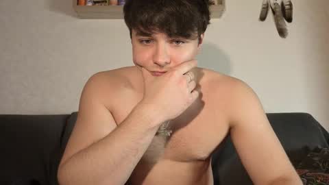 Snapshot of jastinpet chatting on September 18, 7:49 pm jastinpet online show from September 18, 7:49 pm