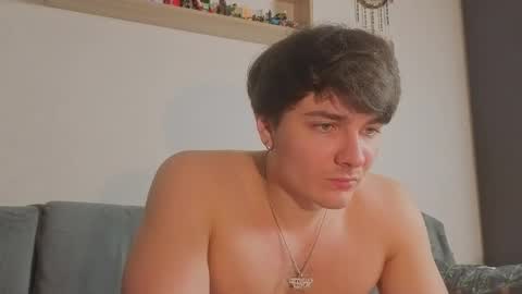 Snapshot of jastinpet chatting on November 19, 11:38 pm jastinpet online show from November 19, 11:38 pm