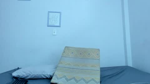 Snapshot of jave_rave chatting on August 3, 7:28 pm jave_rave online show from August 3, 7:28 pm