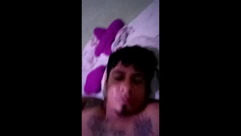 Snapshot of javier150210 chatting on March 20, 8:52 am javier150210 online show from March 20, 8:52 am