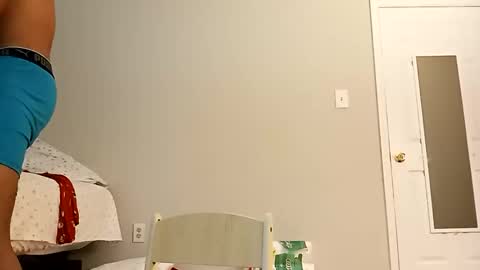 javier_jr26 online show from October 8, 2:47 pm