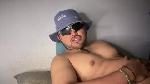 javiermichi online show from November 14, 7:29 am