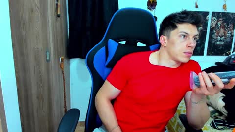 Javier online show from January 3, 8:54 pm