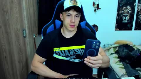 Javier online show from February 10, 2:19 am