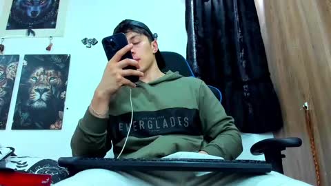 Javier online show from March 6, 6:48 pm