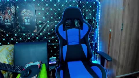 Javier online show from September 29, 2:06 am