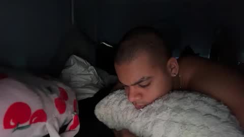 javiSdick online show from February 3, 6:40 am