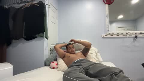 javiSdick online show from February 17, 6:32 am