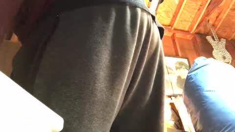 Snapshot of jawssharkparty chatting on October 10, 6:01 am Jaws online show from October 10, 6:01 am