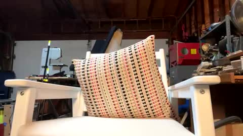 Snapshot of jawssharkparty chatting on October 16, 3:29 am Jaws online show from October 16, 3:29 am