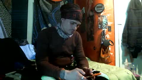 Snapshot of jax_skyfallin chatting on February 22, 4:40 am jaxxx666 online show from February 22, 4:40 am