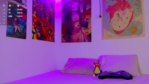 Jax and Jinx online show from June 27, 6:13 pm