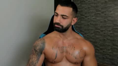 JaxonHunk online show from December 20, 1:23 am