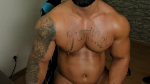 Snapshot of jaxonhunk chatting on May 25, 8:59 pm JaxonHunk online show from May 25, 8:59 pm