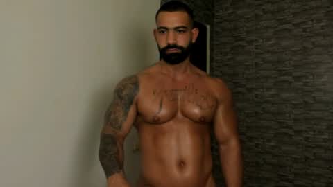 Snapshot of jaxonhunk chatting on May 27, 8:50 pm JaxonHunk online show from May 27, 8:50 pm