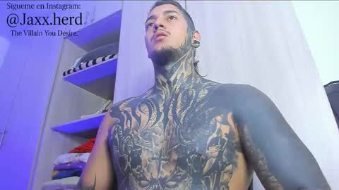 Snapshot of jaxxxonherd chatting on November 4, 11:42 am Michael online show from November 4, 11:42 am