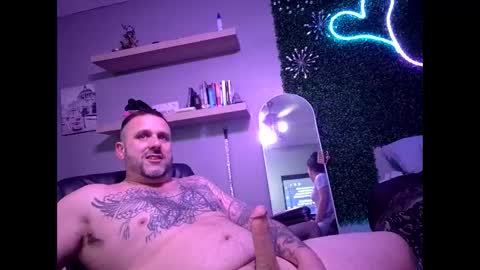 jay_banks0420 online show from February 25, 8:02 am