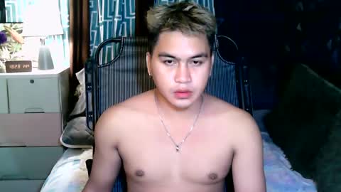 Snapshot of jay_eel chatting on February 2, 9:08 am jay_eel online show from February 2, 9:08 am