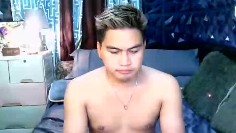 Snapshot of jay_eel chatting on February 7, 7:50 am jay_eel online show from February 7, 7:50 am