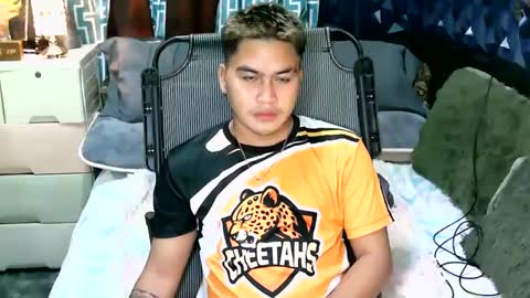 Snapshot of jay_eel chatting on February 16, 8:43 am jay_eel online show from February 16, 8:43 am