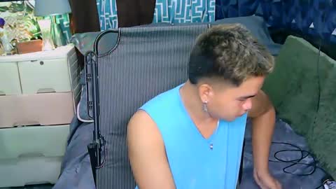 Snapshot of jay_eel chatting on February 19, 7:39 am jay_eel online show from February 19, 7:39 am