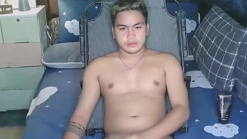 Snapshot of jay_eel chatting on February 26, 7:49 pm jay_eel online show from February 26, 7:49 pm