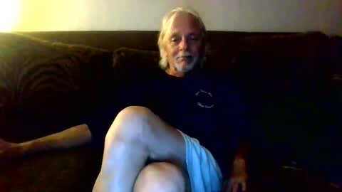 Snapshot of jay_jay1475 chatting on October 12, 5:45 pm jay-jay1475 online show from October 12, 5:45 pm