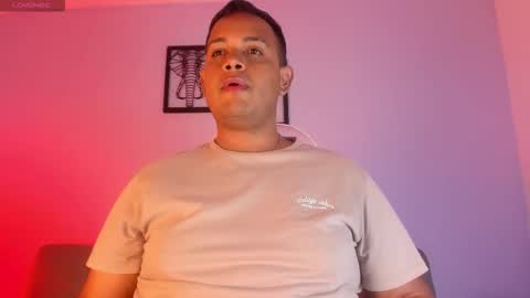 Snapshot of jay_kross1 chatting on March 9, 2:15 am jayyy online show from March 9, 2:15 am