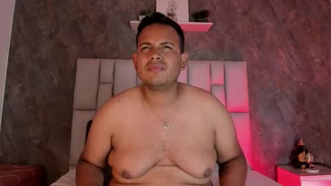 Snapshot of jay_kross1 chatting on March 11, 10:38 pm jayyy online show from March 11, 10:38 pm