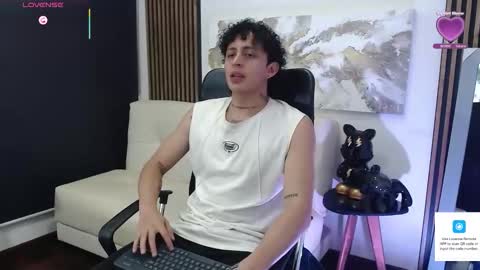 jay_taylor1_ online show from March 7, 3:14 am