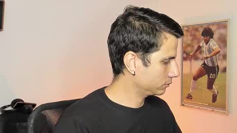 Snapshot of jayalvarrez_ chatting on February 12, 10:48 pm Jay Alvarrez online show from February 12, 10:48 pm