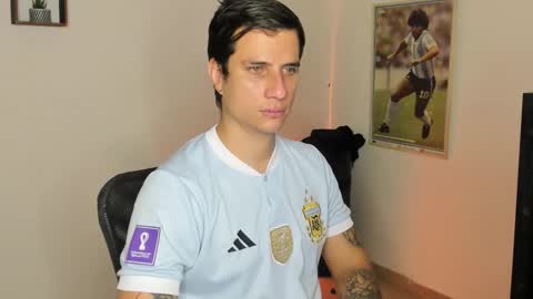 Snapshot of jayalvarrez_ chatting on March 2, 5:47 pm Jay Alvarrez online show from March 2, 5:47 pm