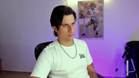 Snapshot of jayalvarrez_ chatting on September 19, 1:29 am Jay Alvarrez online show from September 19, 1:29 am