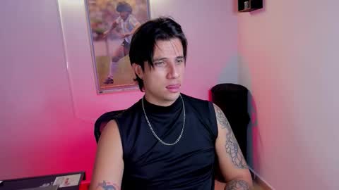 Snapshot of jayalvarrez_ chatting on November 1, 5:59 pm Jay Alvarrez online show from November 1, 5:59 pm