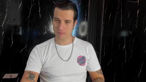 Snapshot of jayalvarrez_ chatting on May 3, 12:44 pm Jay Alvarrez online show from May 3, 12:44 pm