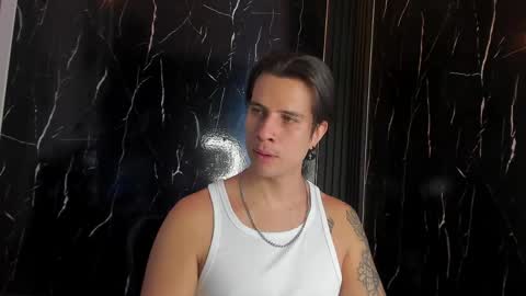 Snapshot of jayalvarrez_ chatting on May 7, 2:11 pm Jay Alvarrez online show from May 7, 2:11 pm