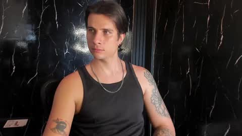 Snapshot of jayalvarrez_ chatting on May 11, 2:45 pm Jay Alvarrez online show from May 11, 2:45 pm