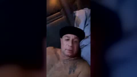 Snapshot of jayandmlove chatting on June 18, 2:23 am jayandmlove online show from June 18, 2:23 am