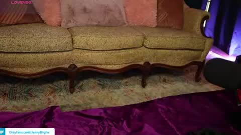 JennyBlighe online show from July 6, 3:03 pm