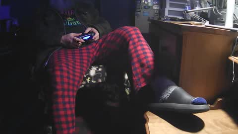 Grand Zaddy or Jay its casual online show from October 1, 7:14 am