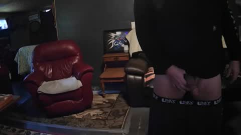 Grand Zaddy or Jay its casual online show from November 14, 7:01 pm