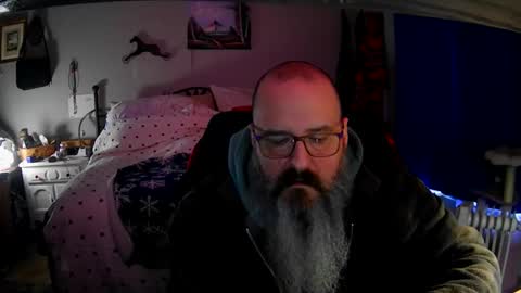 Grand Zaddy or Jay its casual online show from February 19, 1:01 am