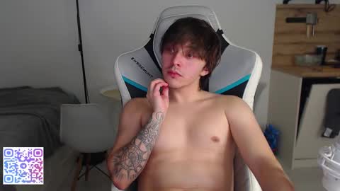 Jayce online show from October 28, 3:25 pm