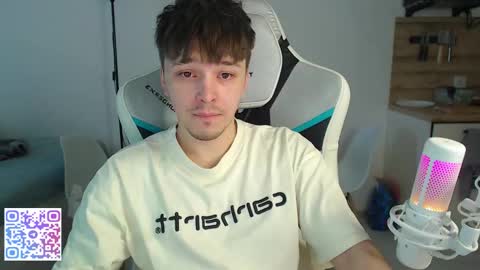 Jayce online show from February 6, 9:45 am